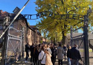 brama do Muzeum Auschwitz