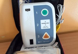 pomoce dydaktyczne zakupione dzięki dofinansowaniu z programu ochrony ludności i obrony cywilnej na lata 2025-2026